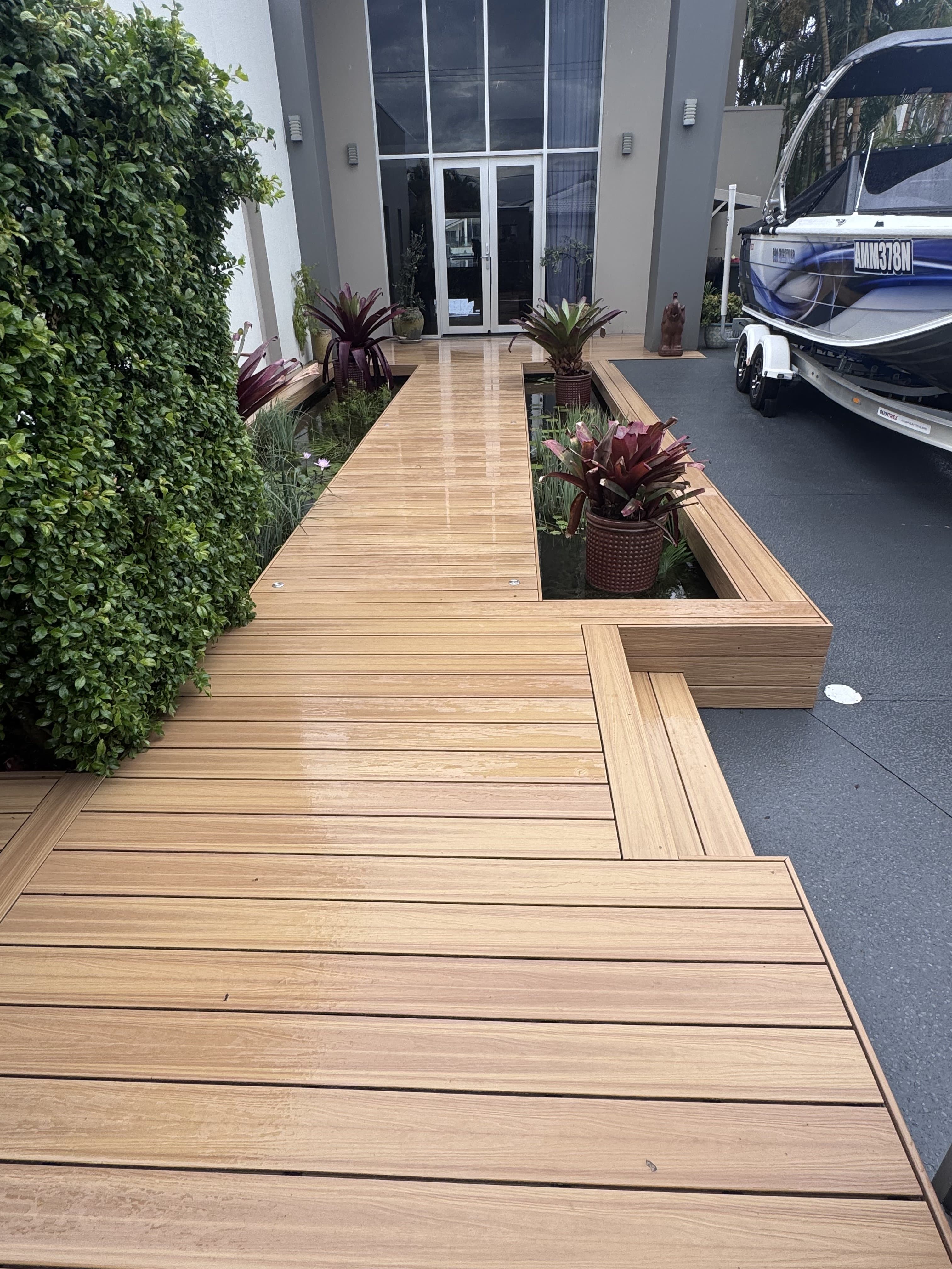 decks and outdoor living project photo 4