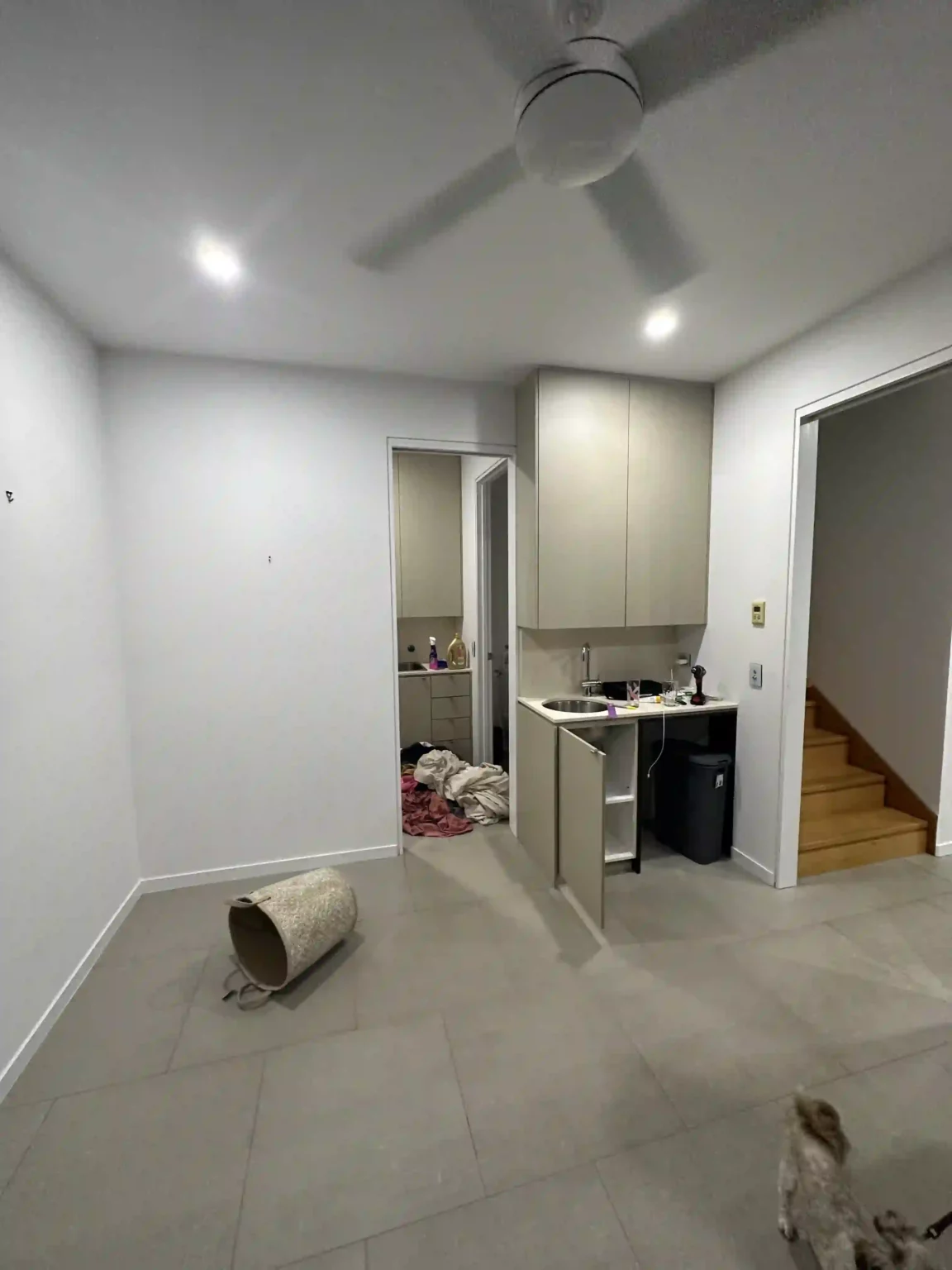 Palm Beach Ensuite & Laundry — photo 2
