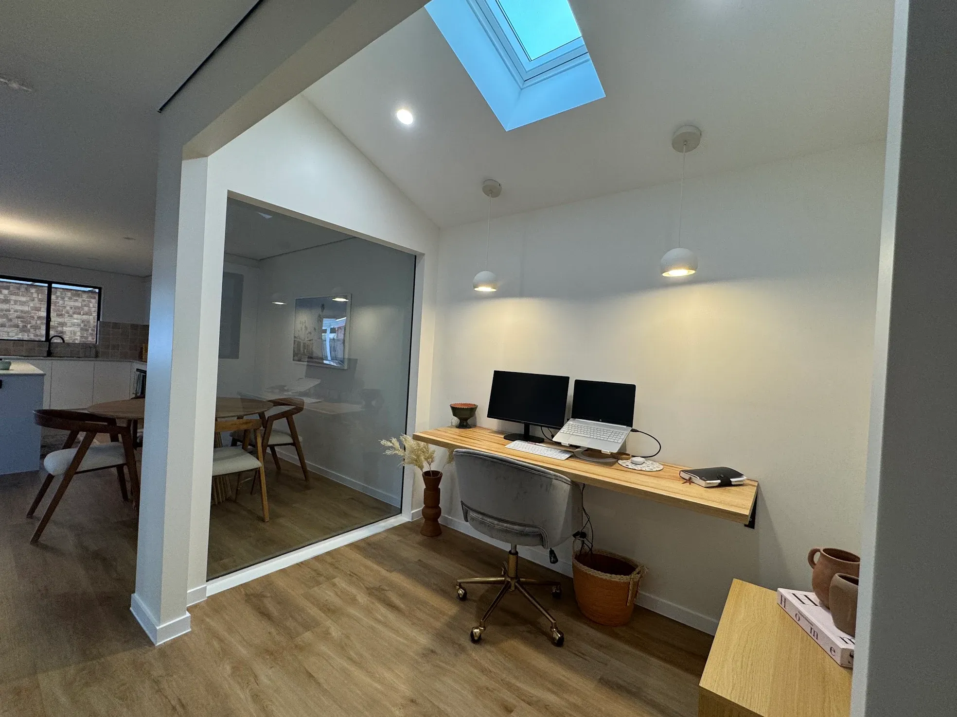 Home office renovation - Photo 4